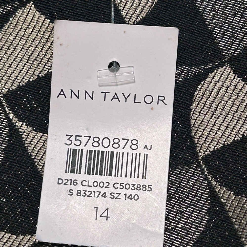 Ann Taylor Classic Geo Jacquard Flare Dress Black/Gold Size 14 - Picture 14 of 15